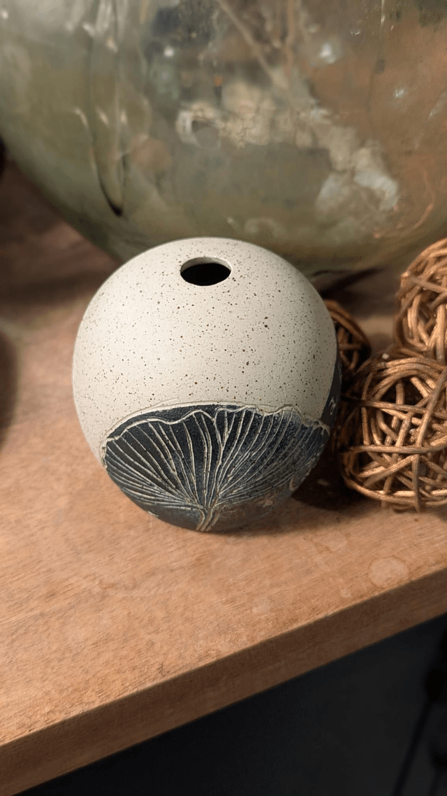 Mini vase Gingko